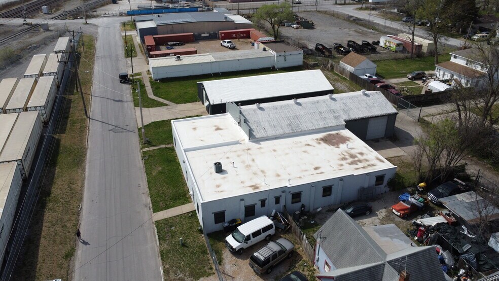 More Photos Of 3812 Bennington Ave, Kansas City Industrial For Sale