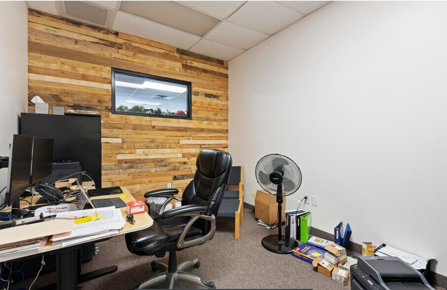 More Photos Of 6056 Corte Del Cedro, Carlsbad Warehouse For Sale