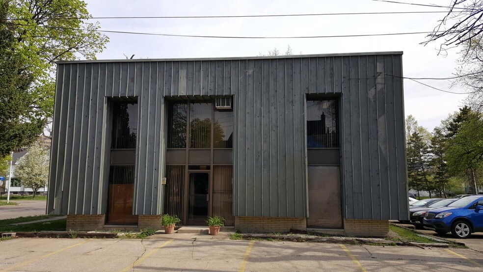 More Photos Of 1511 Portage St, Kalamazoo Medical For Sale