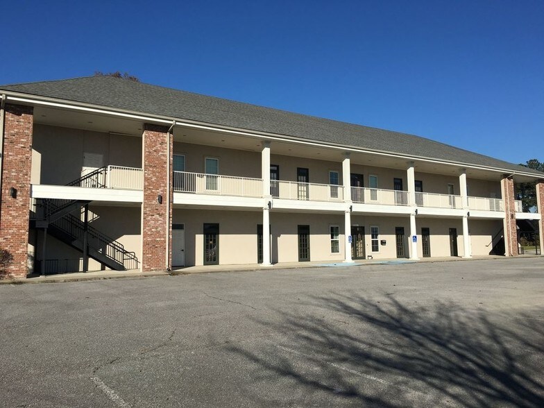 More Photos Of 4444 American Way, Baton Rouge Office For Sale