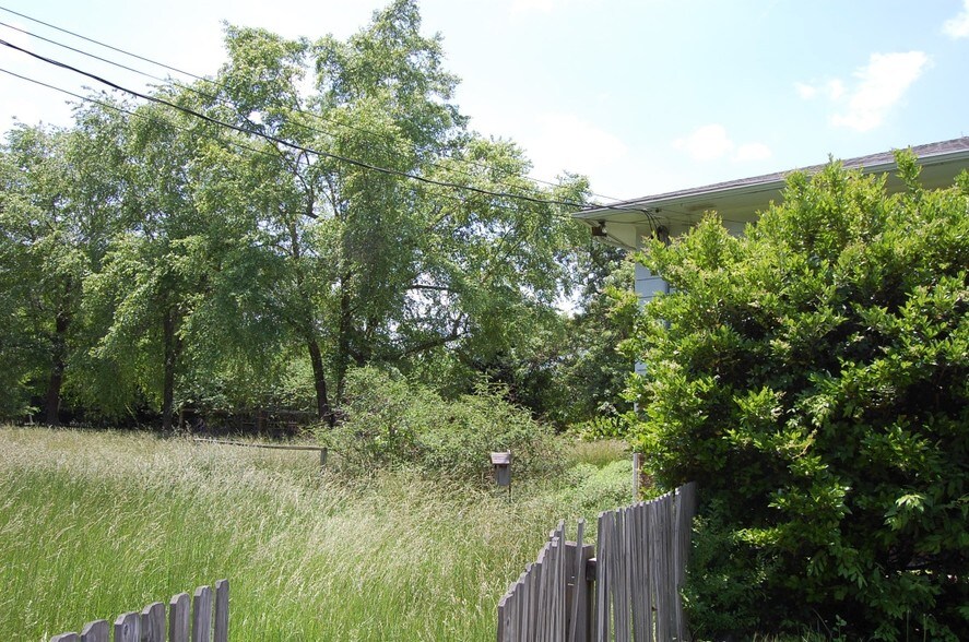 More Photos Of Weaver Dairy Rd @ MLK Jr Blvd, Chapel Hill Land For Sale