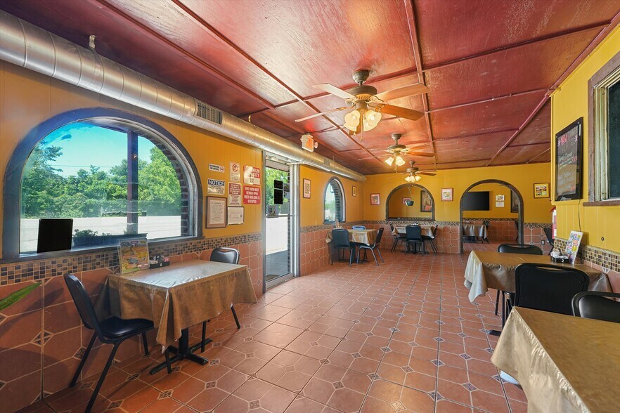 More Photos Of 9302 Highway 6, Hitchcock Restaurant For Sale