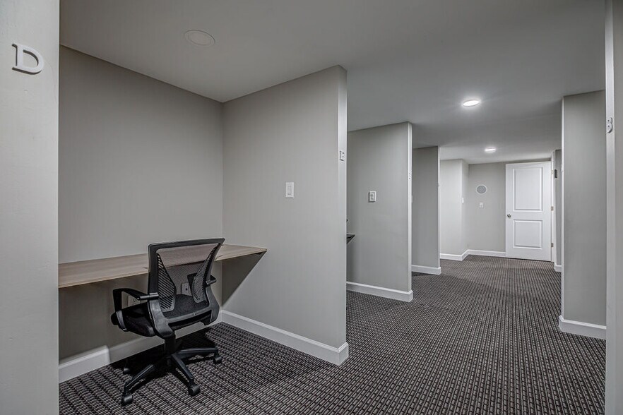 More Photos Of 304 Edgewood Dr, Trenton Medical For Sale