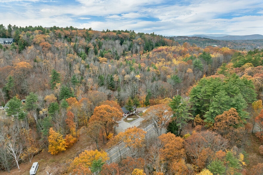 More Photos Of 136 Daniel Webster Hwy, Meredith General Retail For Sale