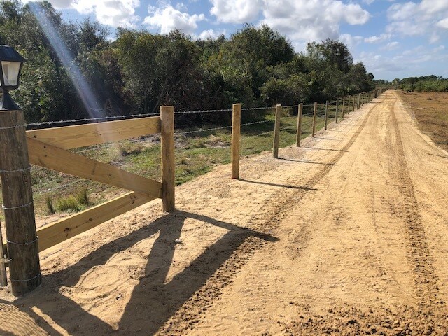 More Photos Of 20941 Granville Rd., North Fort Myers Land For Lease