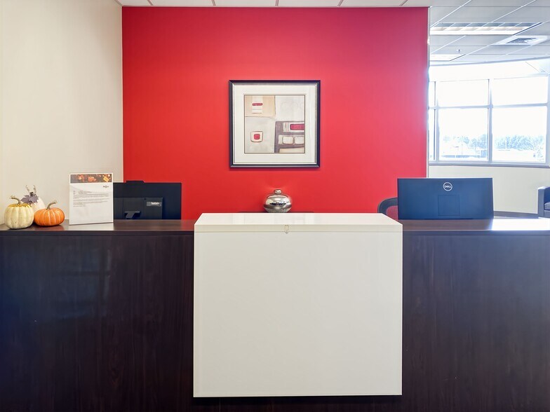 More Photos Of 603-690 Saint George Square Ct, Winston-Salem Coworking Space