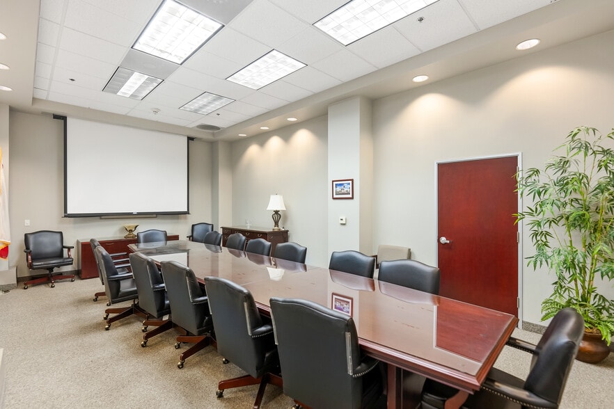 More Photos Of 2275 S Main St, Corona Office For Sale