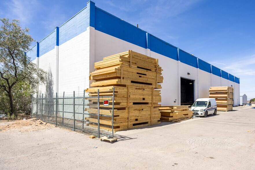 More Photos Of 4800 Sonoma Ranch Blvd, Las Cruces Warehouse For Sale