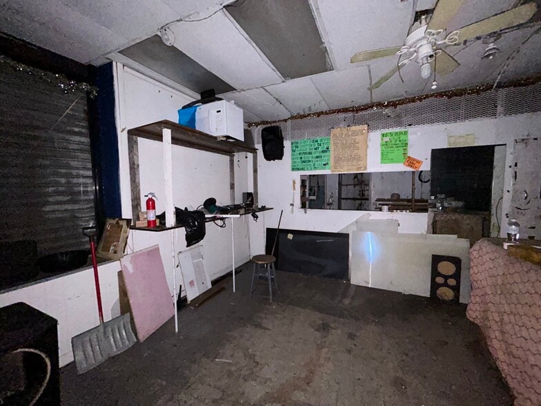 More Photos Of 4424 3rd Ave, Brooklyn Storefront Retail Residential For Sale