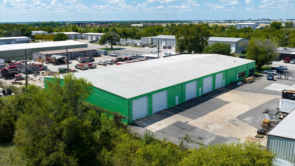 More Photos Of 4204-4210 Felter, Austin Unknown For Lease