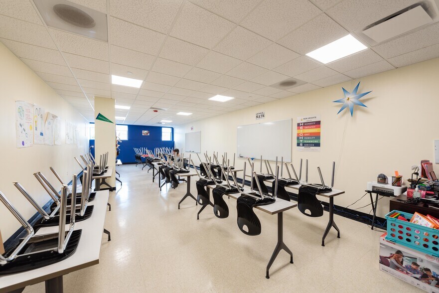More Photos Of 661 Centre St, Brockton Medical For Sale