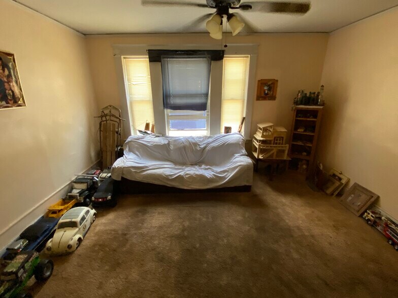 More Photos Of 78 Hawkins St, Derby Apartments For Lease