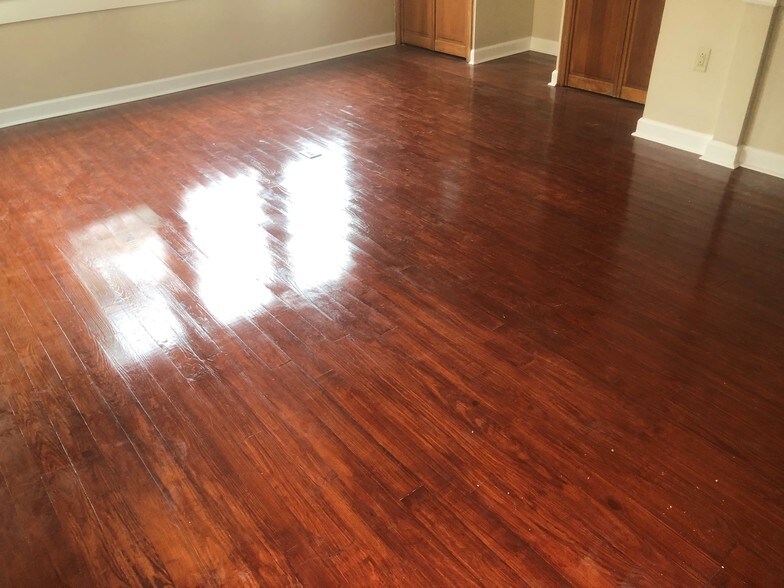 More Photos Of 15-17 E Magnolia Ave, Eustis Office For Lease