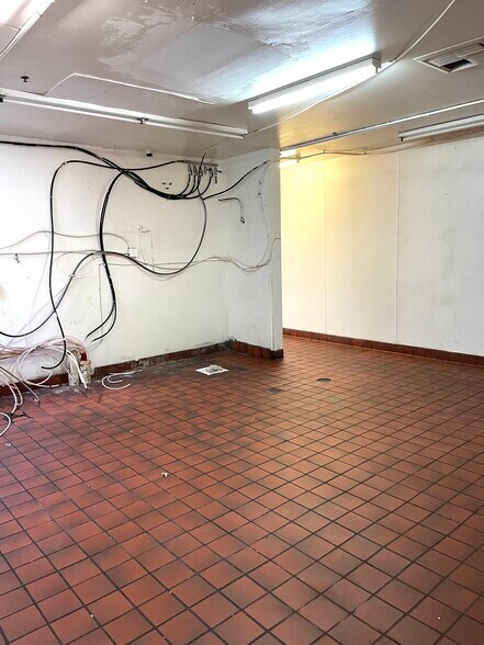 More Photos Of 3380 N Hayden Rd, Scottsdale Fast Food For Sale