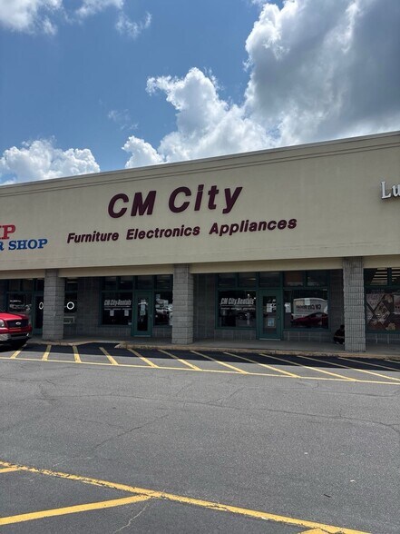 More Photos Of 1129 Ogeechee rd, Savannah General Retail For Lease