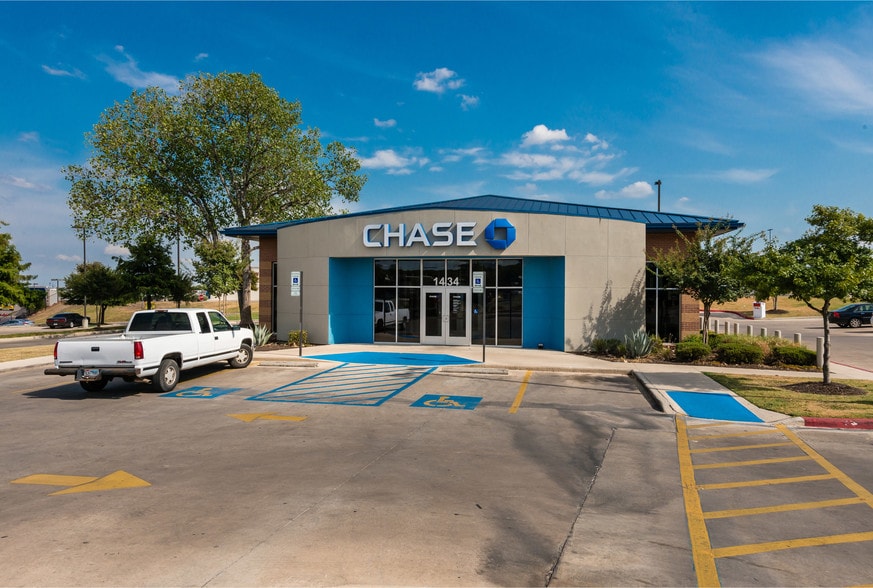More Photos Of 1434 Austin Hwy, San Antonio Bank For Lease