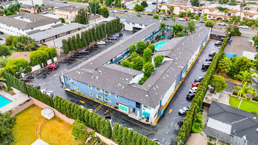 More Photos Of 8222 Rosemead Blvd, Pico Rivera Apartments For Sale