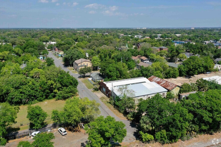 2513 Silver St, Jacksonville, FL 32206 Industrial For Lease