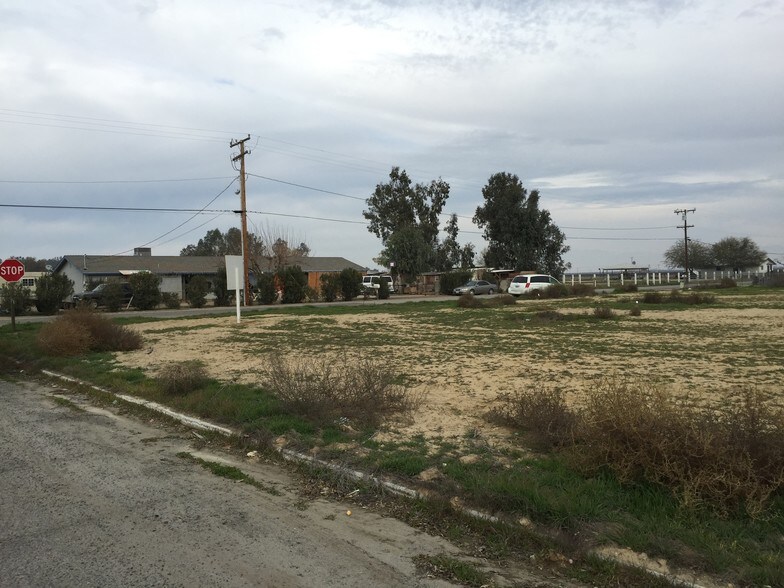 More Photos Of 13209 Avenue 80, Pixley General Retail For Lease