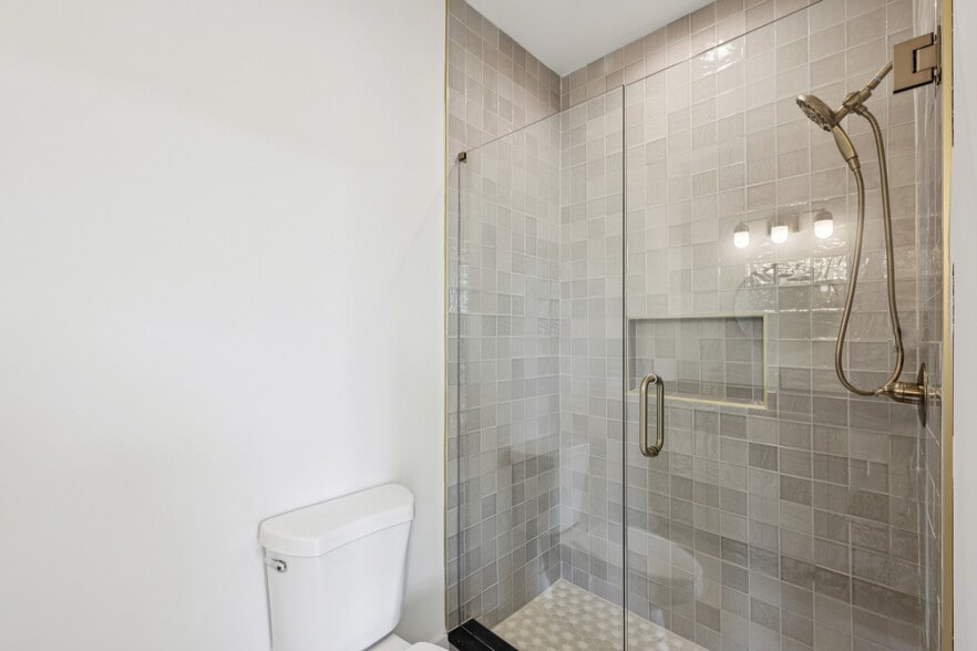 More Photos Of , Atlanta Multifamily For Sale