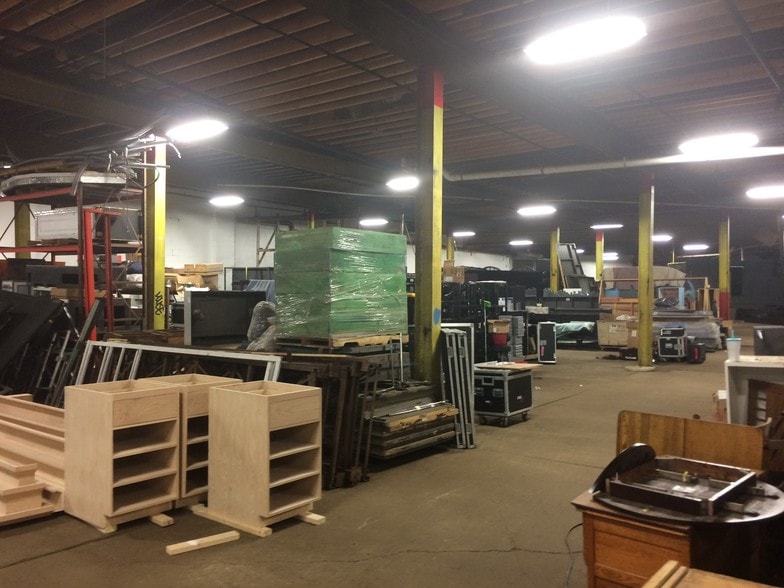 More Photos Of 112 Forge Hill Rd, New Windsor Township Warehouse For Lease