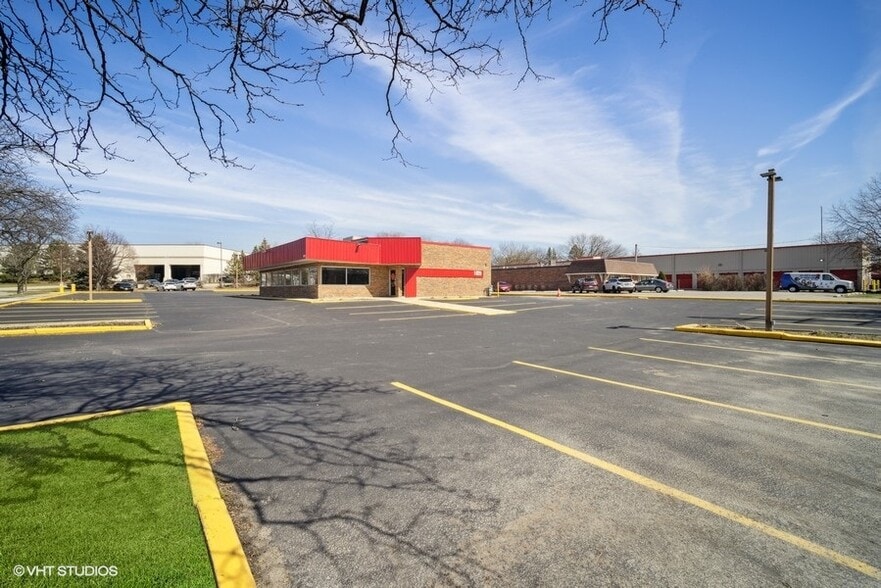 More Photos Of 1820 W Irving Park Rd, Schaumburg Fast Food For Sale