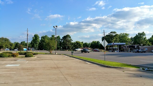 More Photos Of 11499 US Highway 69 S, Warren General Retail For Sale