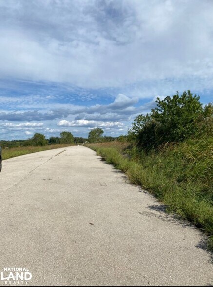More Photos Of 13555 SE Parallel Pky, Kansas City Land For Sale