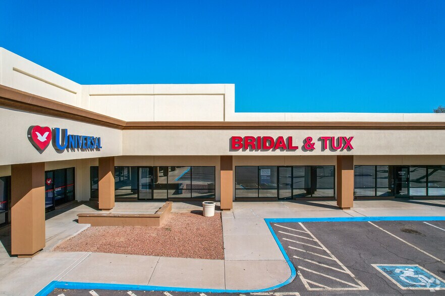 More Photos Of 645-745 N Gilbert Rd, Gilbert Unknown For Lease