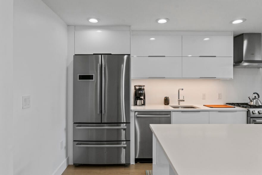 More Photos Of 422 S Highland Ave, Baltimore Storefront Retail Residential For Sale