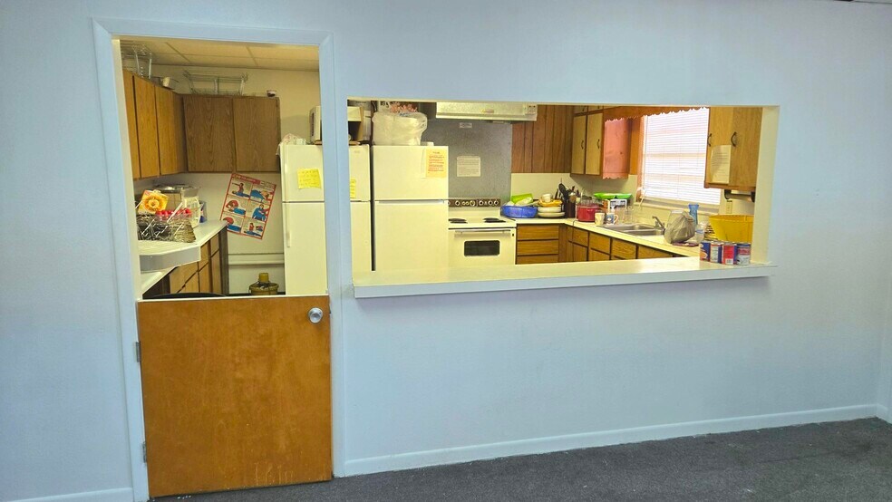 More Photos Of 1803 57th Ave W, Bradenton Religious Facility For Lease