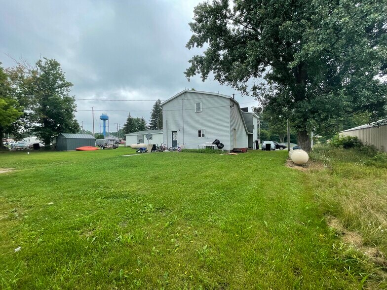 More Photos Of 202 1st, Buckley Apartments For Sale