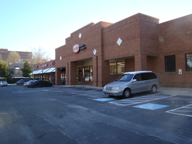More Photos Of 1620 E 4th St, Charlotte Unknown For Lease