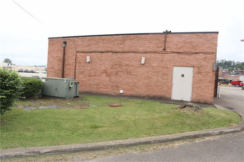 More Photos Of 90 Chamber Plz, Charleroi Medical For Sale