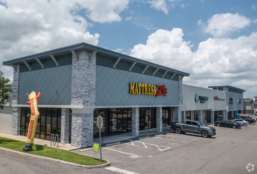 Primary Photo Of 64-74 Blanding Blvd, Orange Park Storefront Retail Office For Lease