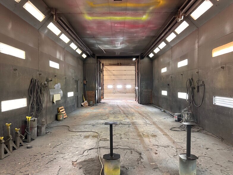 More Photos Of 3945 S Blue Star Dr, Traverse City Service For Sale