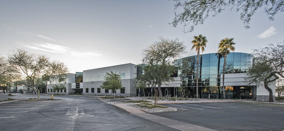 More Photos Of 875 W Elliot Rd, Tempe Office For Sale