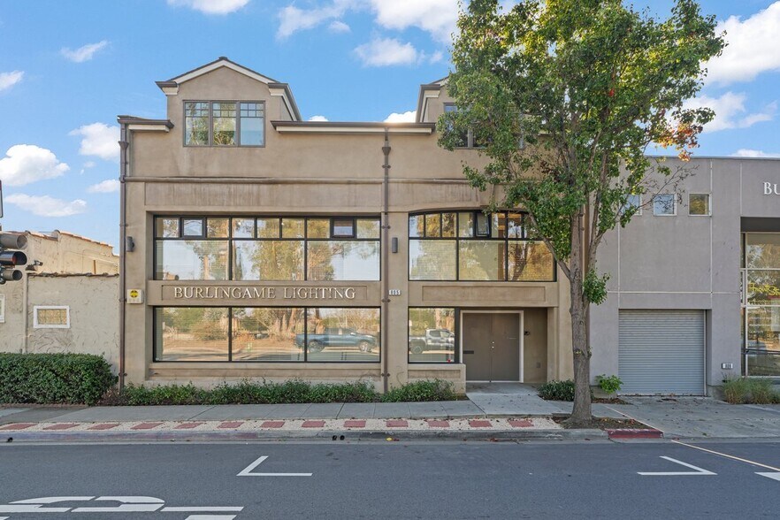 Primary Photo Of 808 Edgehill Dr, Burlingame Storefront Retail Office For Lease