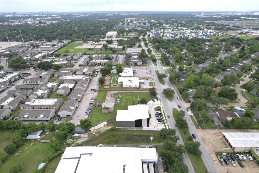 More Photos Of 9525 Kempwood Dr, Houston Flex For Lease