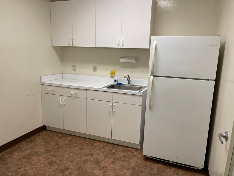 More Photos Of 7000 Infantry Ridge Rd, Manassas Office For Sale