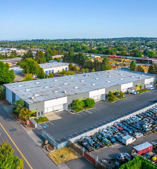More Photos Of 13200-13214 NE Whitaker Way, Portland Manufacturing For Lease