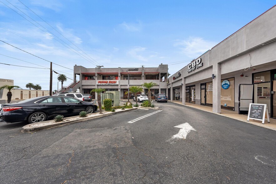 More Photos Of 1200 Pacific Coast Hwy, Hermosa Beach Unknown For Lease