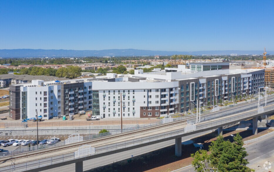 More Photos Of 730-750 E Capitol Ave, Milpitas Apartments For Lease