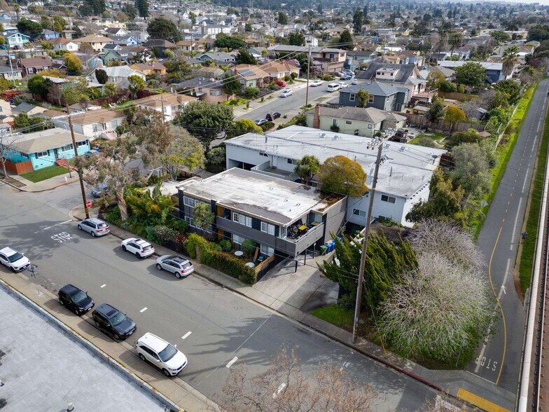 More Photos Of 855 Liberty St, El Cerrito Apartments For Sale