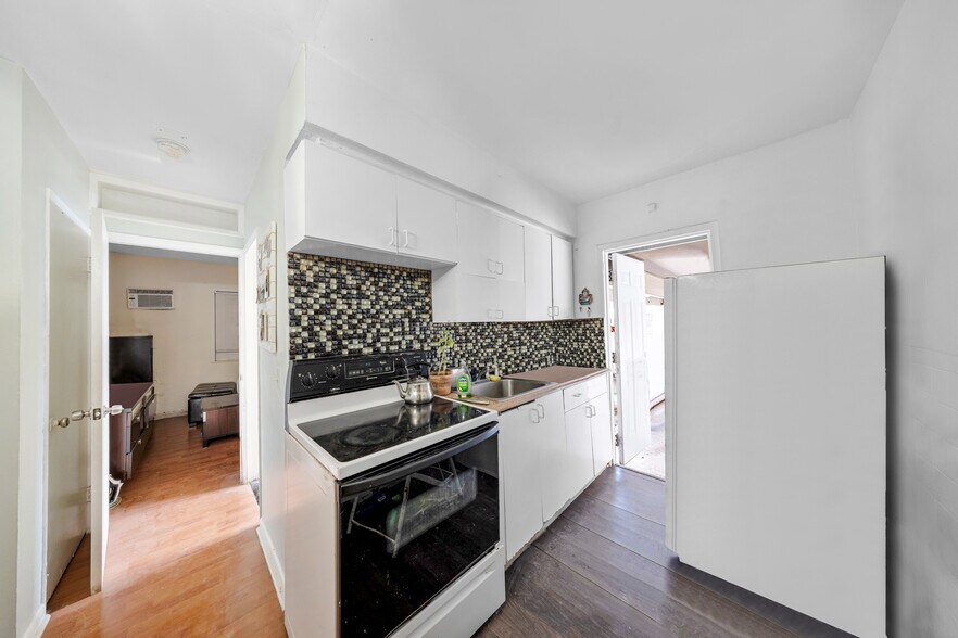 More Photos Of 1465 SW 4th St, Miami Apartments For Sale