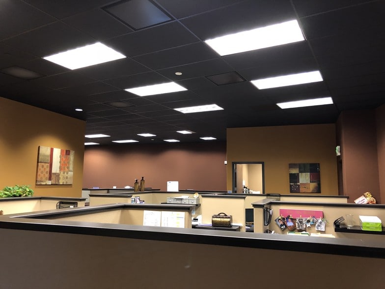 More Photos Of 1700 W 4th St, Antioch Warehouse For Lease