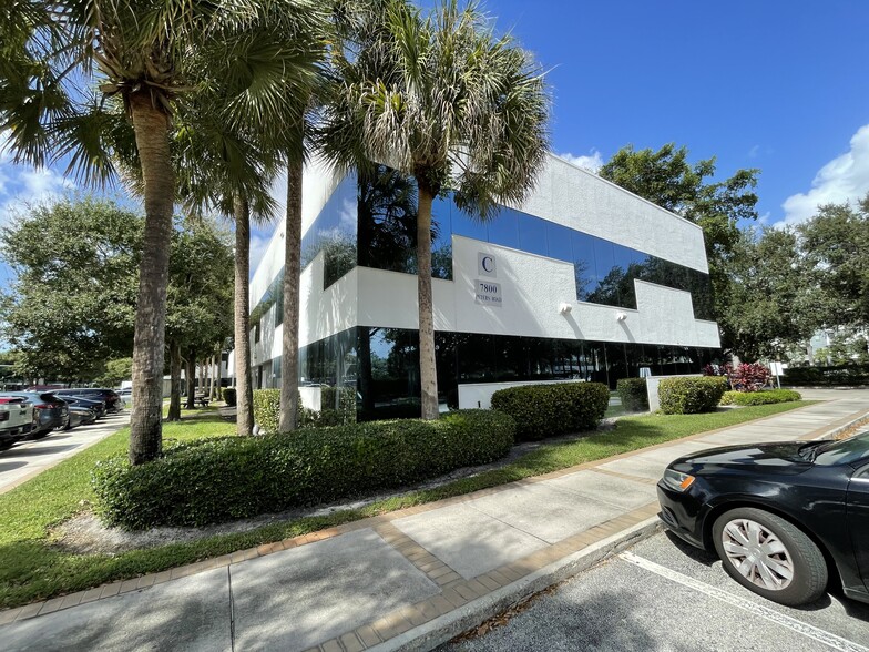 More Photos Of 7800 Peters Rd, Plantation Unknown For Lease