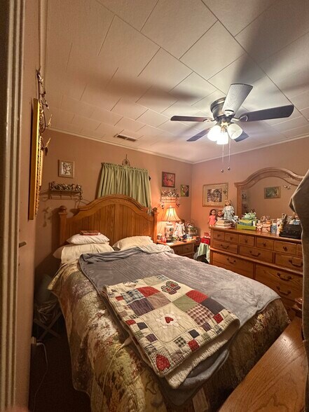 More Photos Of 447 W Main St, Bradford Apartments For Sale