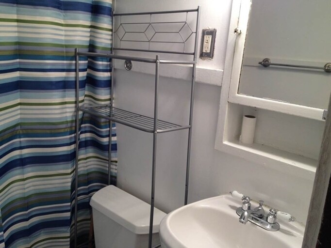 More Photos Of 811 16th St, Des Moines Apartments For Sale