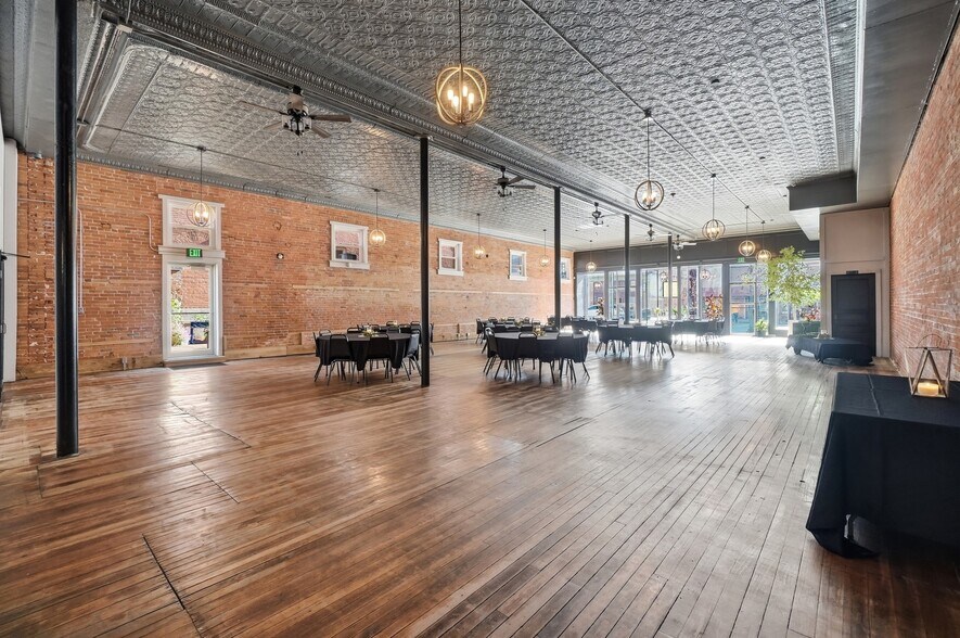 More Photos Of 209 N Main St, Delphos Restaurant For Sale